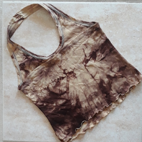 Adorable halter crop top - Picture 4 of 8